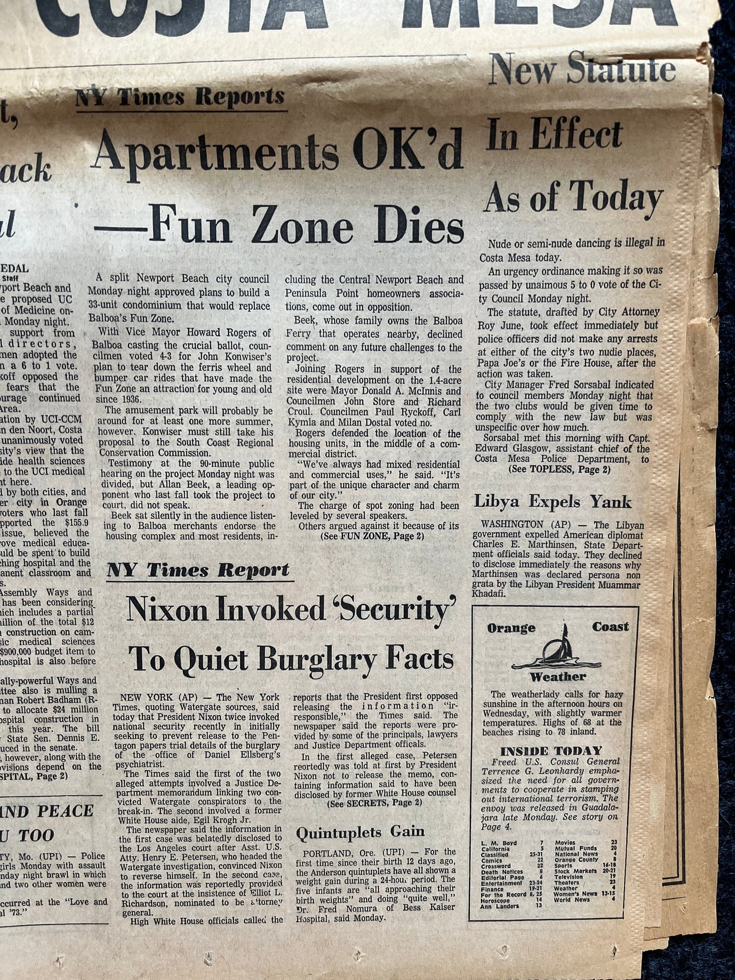 1973 Capture of Wounded Knee, Sioux Indian Tribe South Dakota Artwork, Indian and Wall Decor, Education Gift Newspaper, Native History