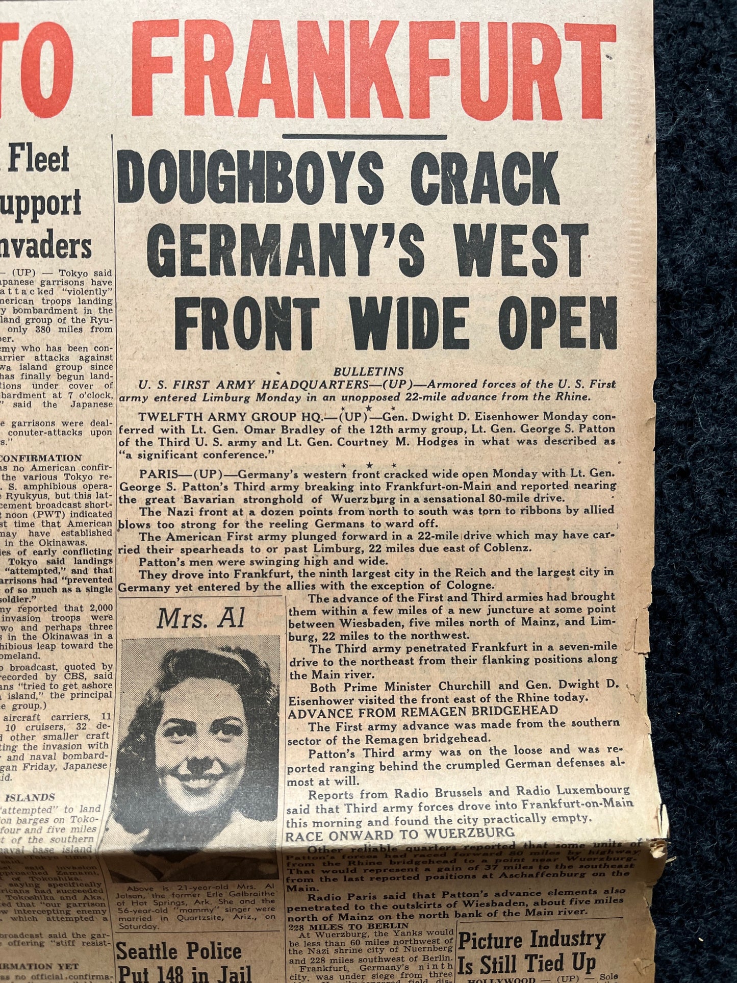 1945 WW2 Fall of Frankfurt- Capture of Berlin by USSR - Communist Red Army Take Berlin End of World War 2 - Original Vintage Newspaper