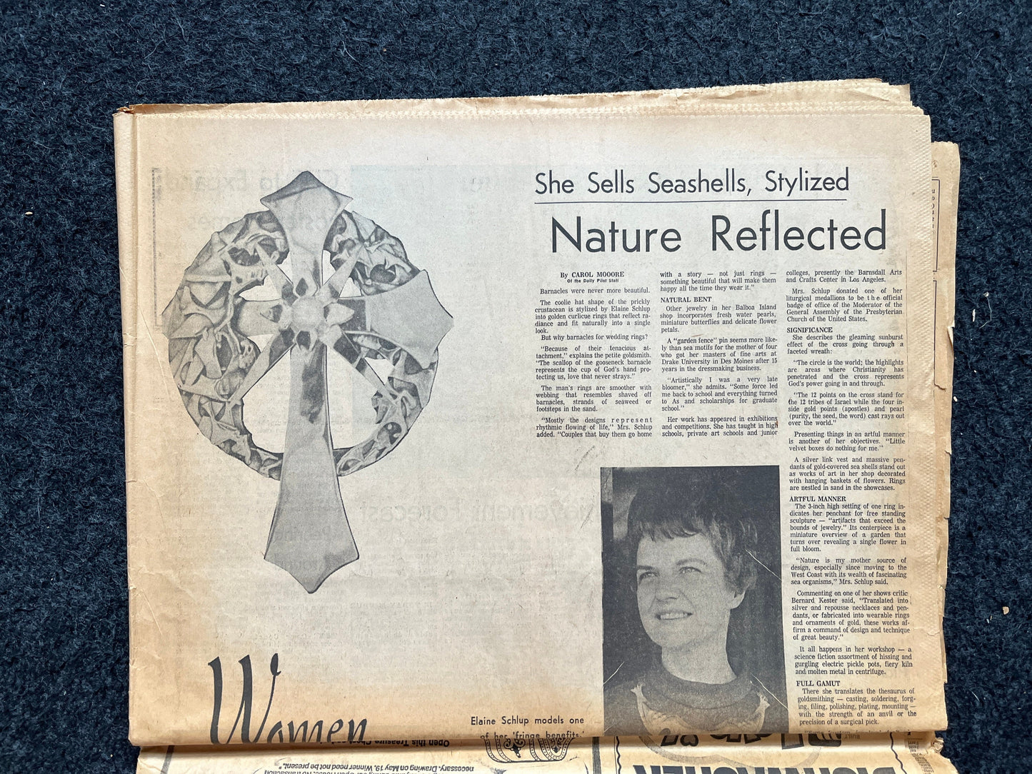 1973 Capture of Wounded Knee, Sioux Indian Tribe South Dakota Artwork, Indian and Wall Decor, Education Gift Newspaper, Native History