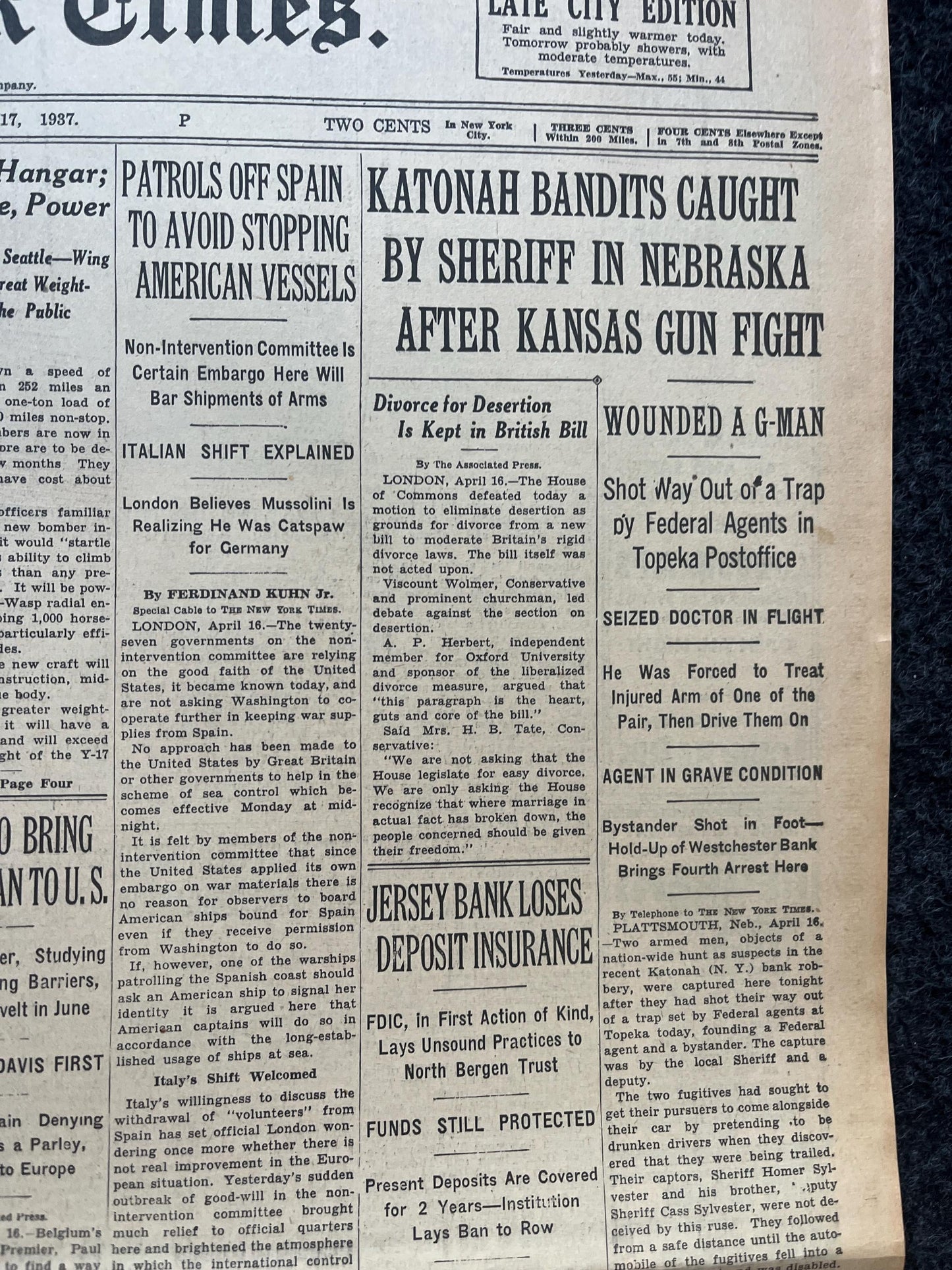 1936 Katonah Bandits Captured In Nebraska Original Vintage Newspaper, Great Depression Gangster Collectible, Man Cave Bar Art, Gift for Him