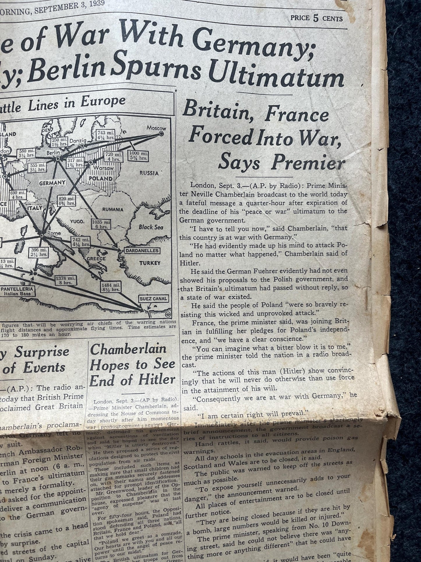 WW2 Declaration of War by Britain and France Sinking of British Cruise liner Athenia by German Uboats - Vintage Newspaper World War 2