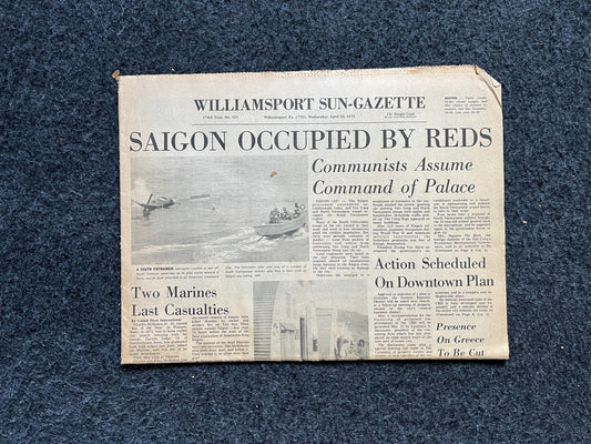 1975 Fall of Saigon Vietnam War, US Military Decorations Gifts, Original Vintage Newspaper, US Army Navy, History Gifts Vietnamese Artwork