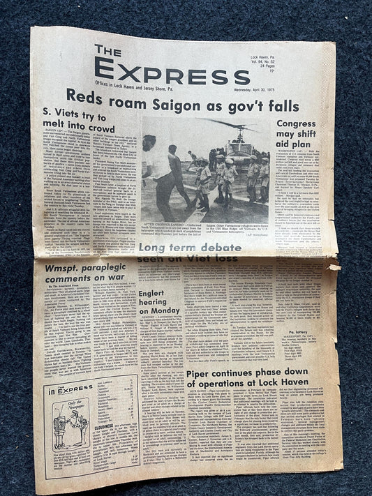 1975 Fall of Saigon Vietnam War, US Military Decorations Gifts, Original Vintage Newspaper, US Army Navy, History Gifts Vietnamese Artwork