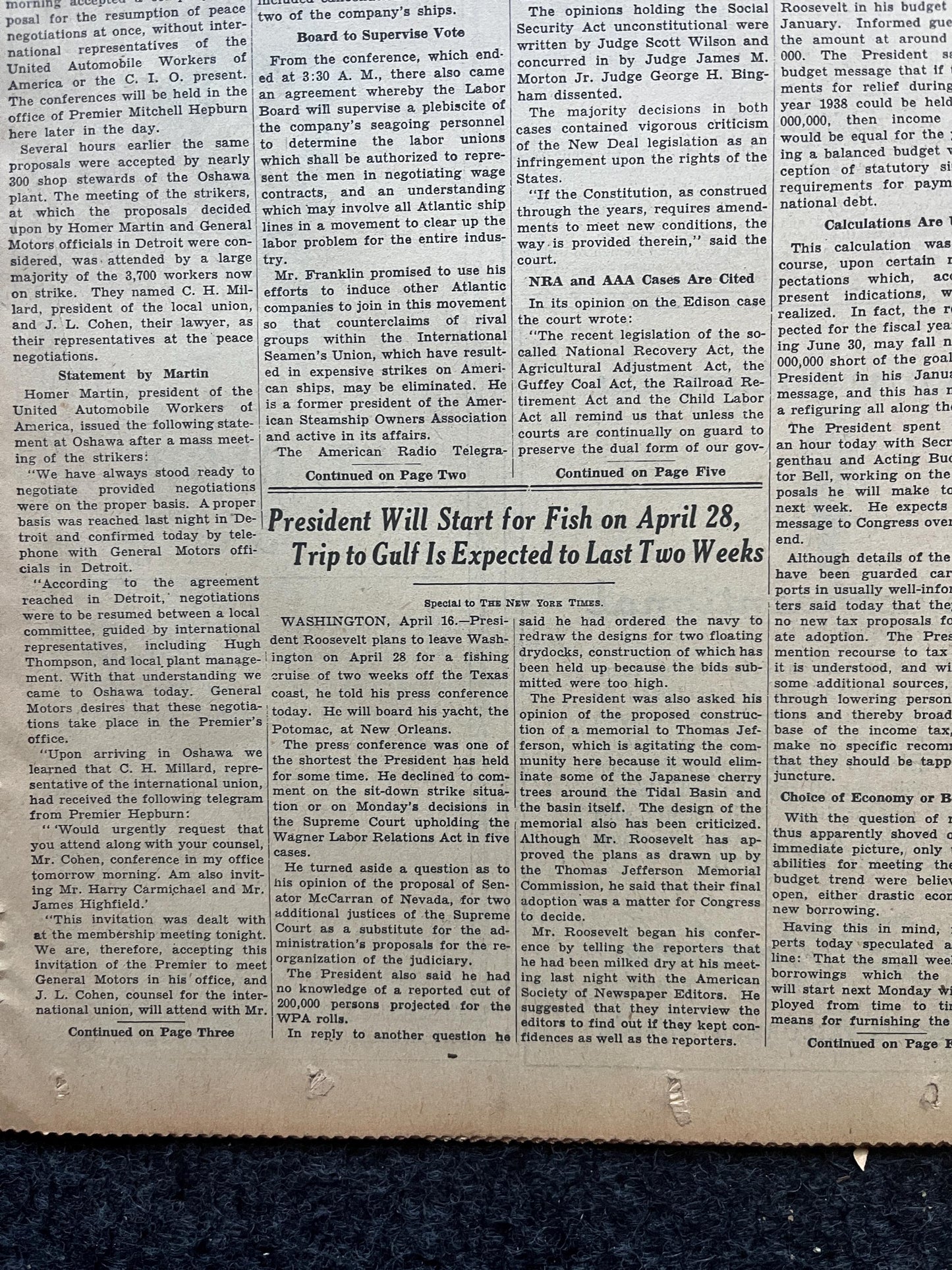 1936 Katonah Bandits Captured In Nebraska Original Vintage Newspaper, Great Depression Gangster Collectible, Man Cave Bar Art, Gift for Him