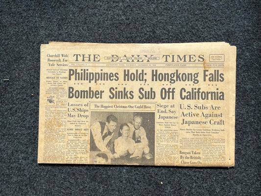 1941 WW2 Fall of Hong Kong to Japan – Philippine Resistance History – US World War 2 History Original Vintage Newspaper