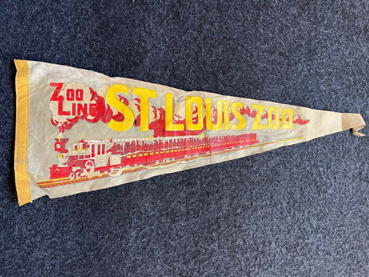 1970s Saint Louis Zoo Vintage Felt Pennant, Wall Decor, Collectible Flags, Original Wall Art, State Pennants, US Wall Art, Dorm Room