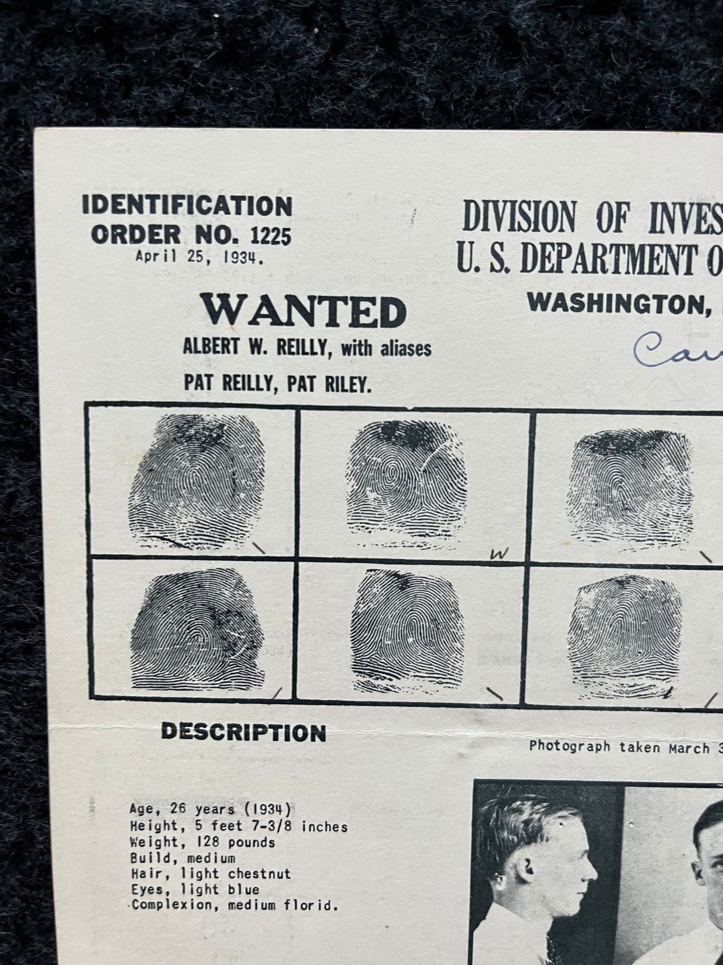 Authentic 1934 Albert Reilly Dillinger Gang, FBI Wanted Poster with Certificate of Authenticity, True Crime Memorabilia, 1930s Prohibition