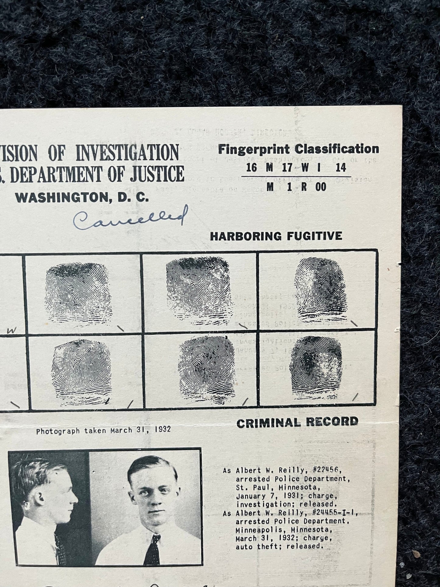 Authentic 1934 Albert Reilly Dillinger Gang, FBI Wanted Poster with Certificate of Authenticity, True Crime Memorabilia, 1930s Prohibition