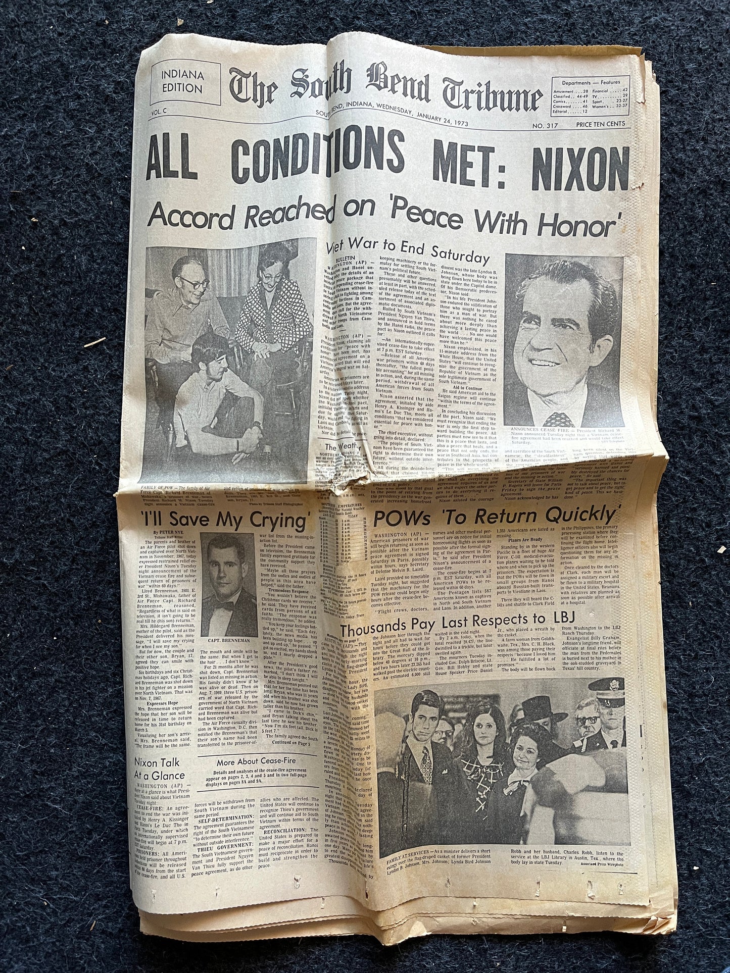 End Of Vietnam War Day Of - Nixon Ends War in Vietnam January 24th 1973 - Original Vintage Newspaper